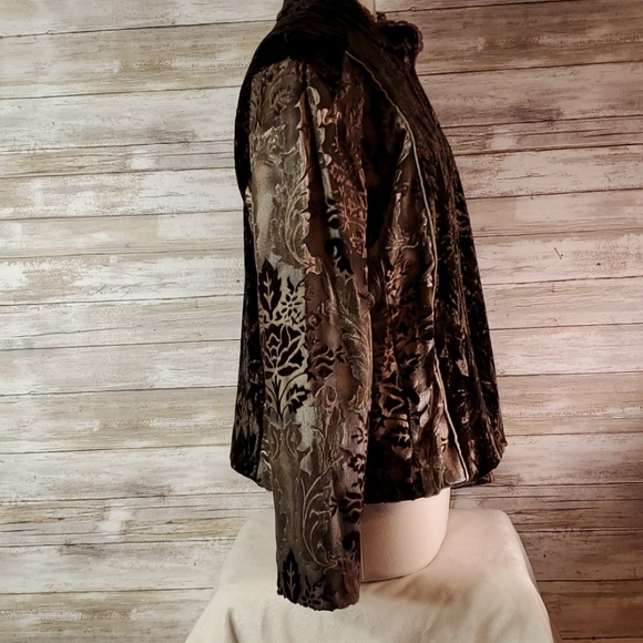 NFS - Picture 2 of 11